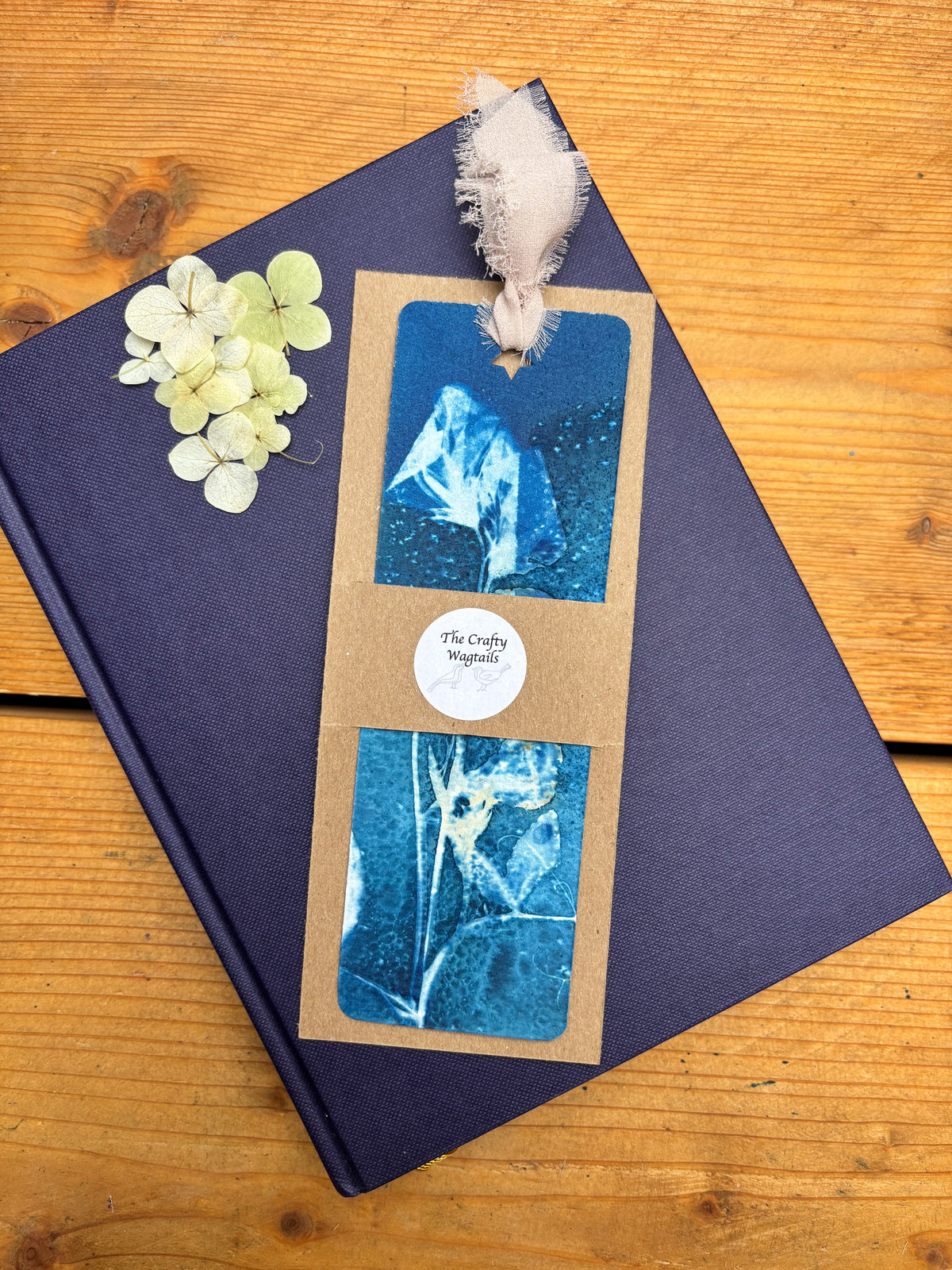 Sweet Pea Bookmark